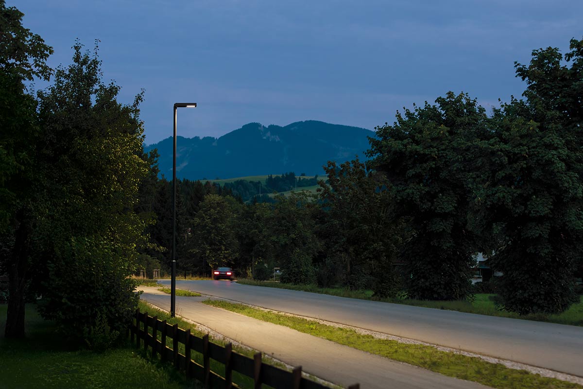 WE-EF AFL130-ISP street light after dark